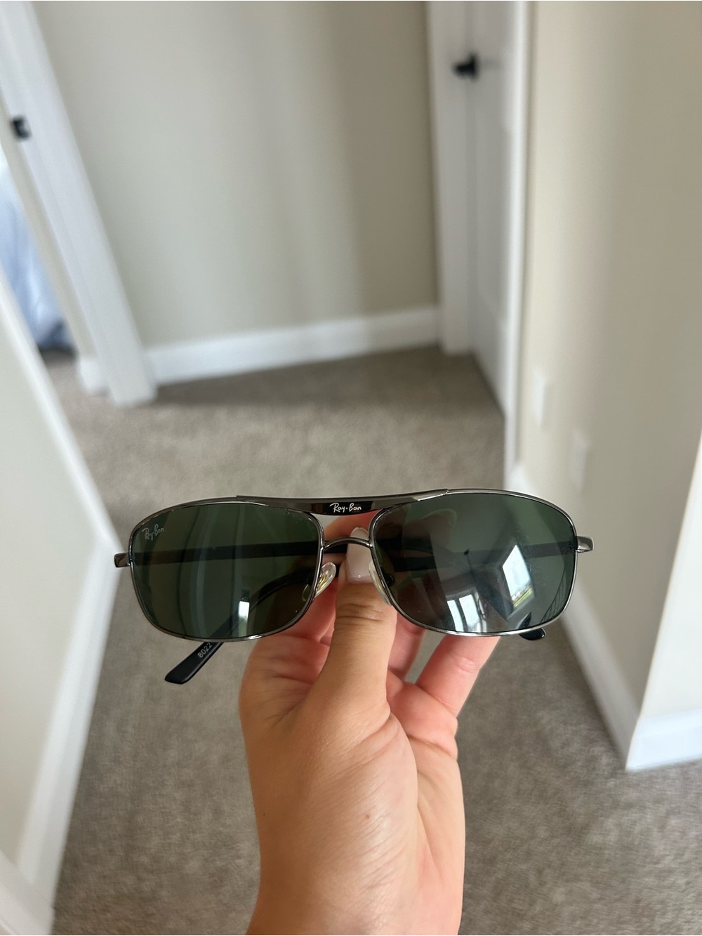 Ray-Ban Metal Aviator Sunglasses - Black Frame with Green Lenses